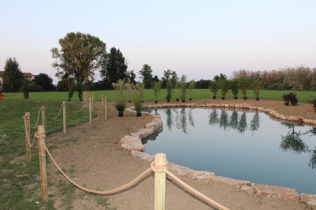 Agriturismo Bassanine Monticelli dʼOngina Exteriér fotografie