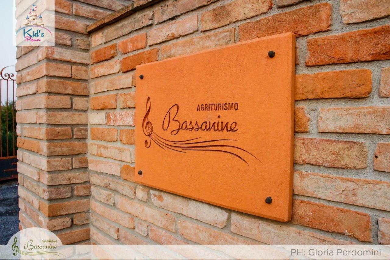 Agriturismo Bassanine Monticelli dʼOngina Exteriér fotografie